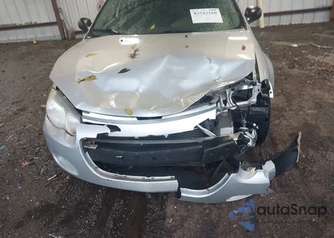 2005 Chrysler Sebring Touring из США, поврежденный, VIN 1C3EL56R05N655127